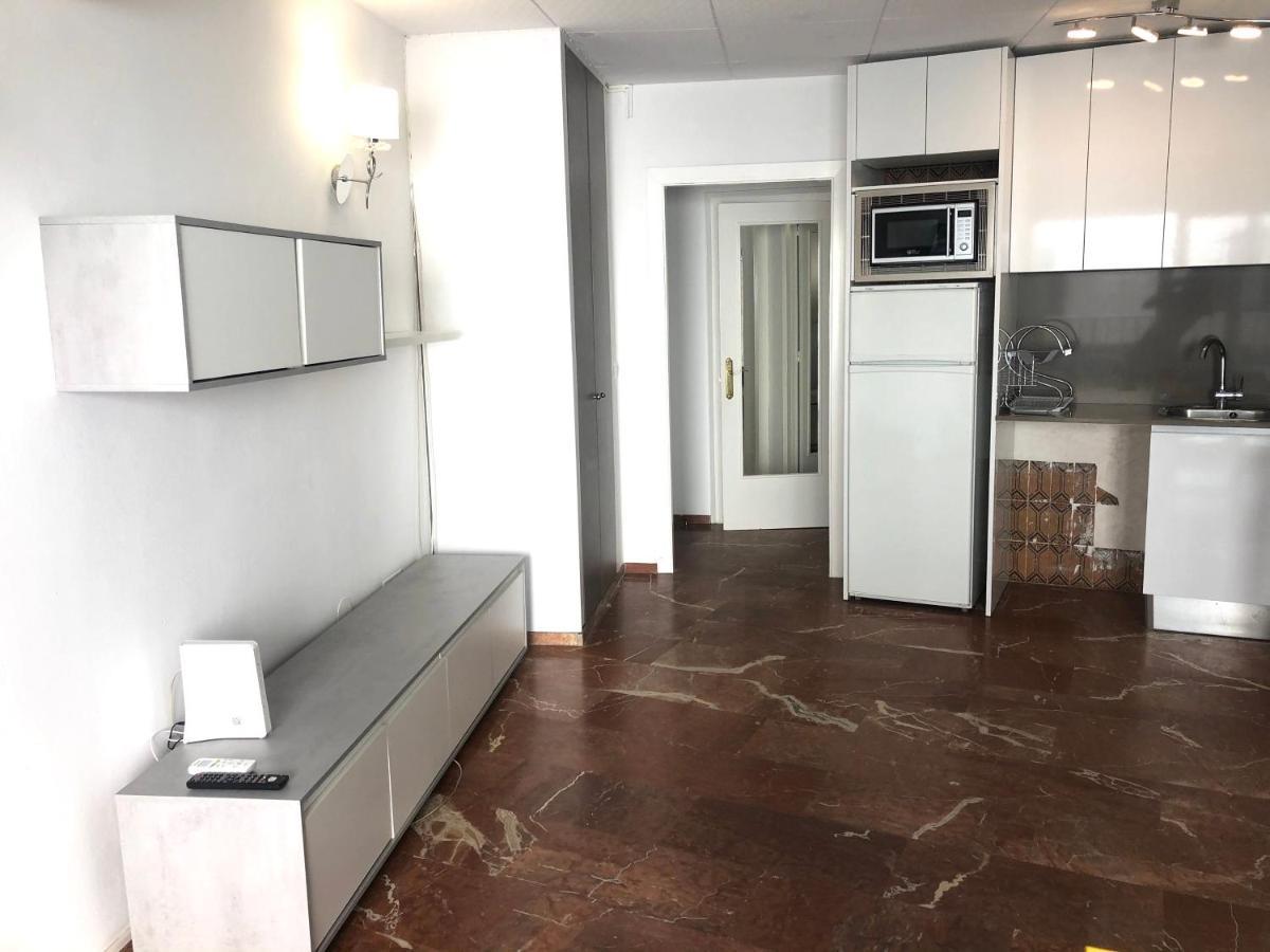 Palmeras - Apartamento En El Centro De Roses - Cerca De La Playa - Terraza - Wifi Ngoại thất bức ảnh